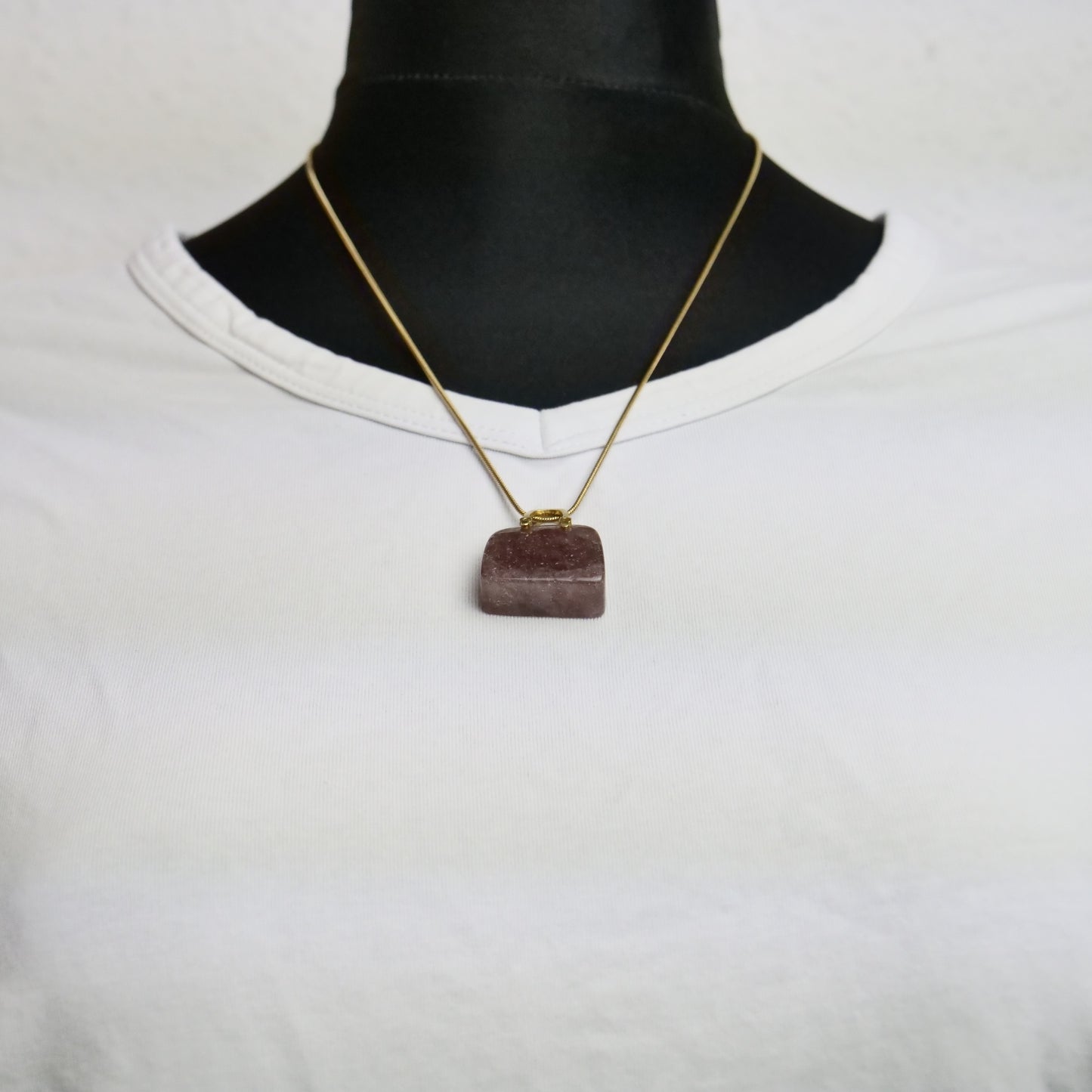 Schlangenkette Edelstahl, goldfarben, mit Taschenanhänger Erdbeerquarz
