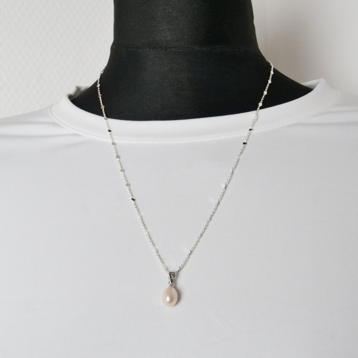 Kette platiniert mit Perlenanhänger