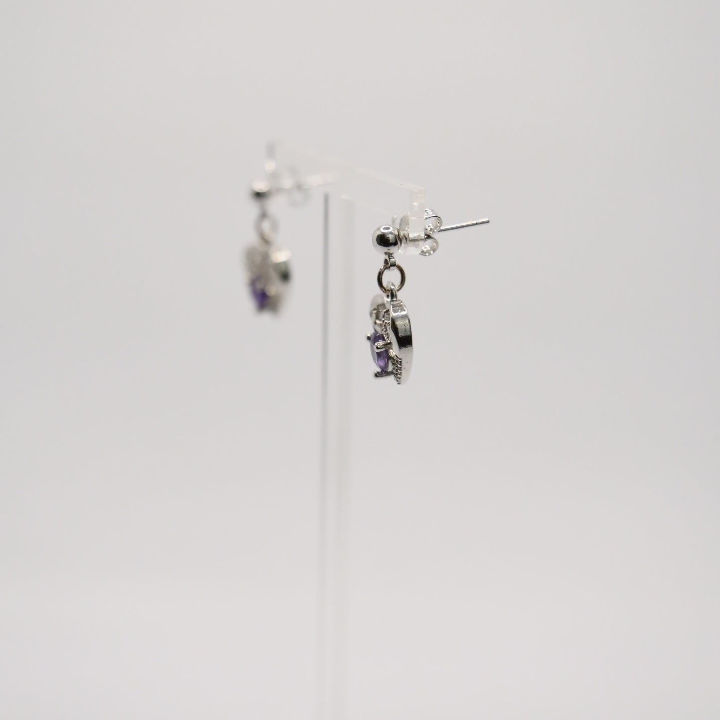 Ohrstecker mit Kugel, 925er Sterlingsilber, mit Herzchenänhänger Amethyst