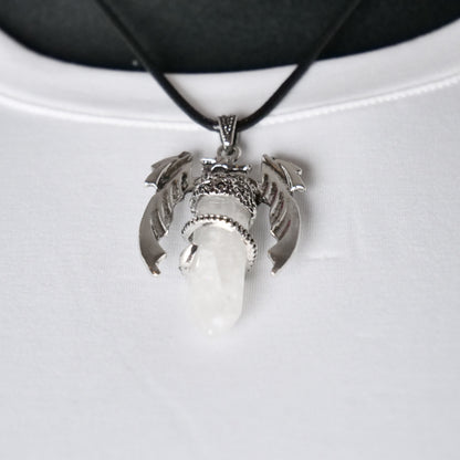 Lederkette mit Drachenanhänger, Bergkristall