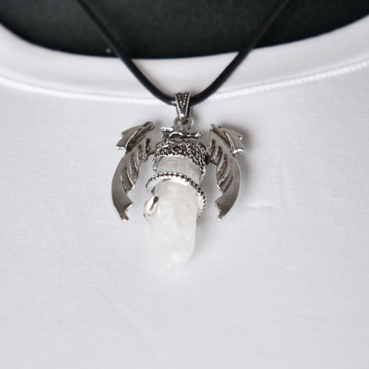 Lederkette mit Drachenanhänger, Bergkristall